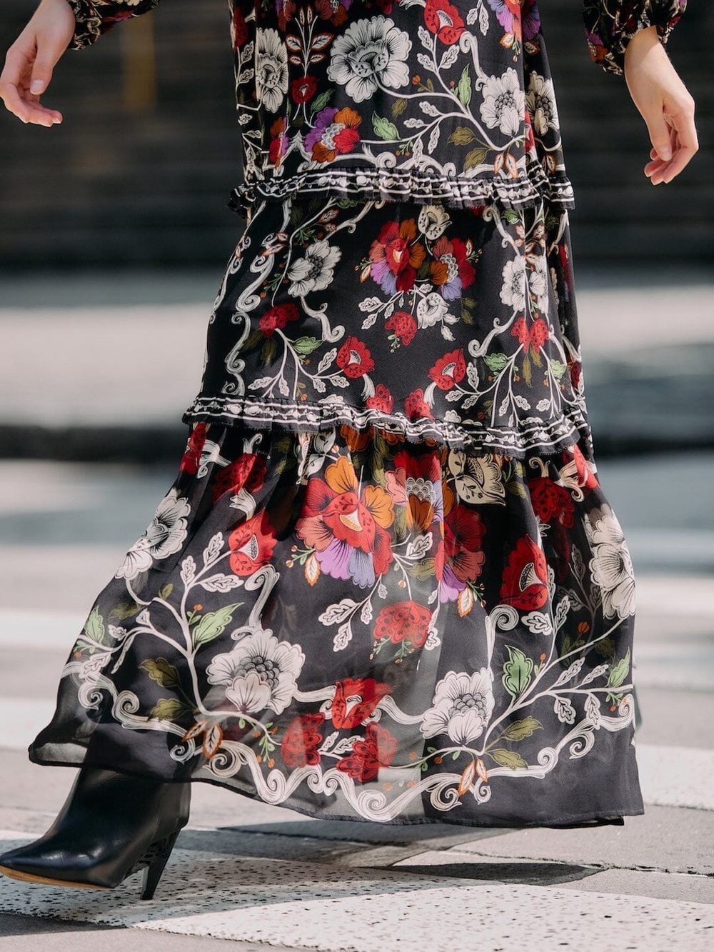 FARM Rio Rococo Flowers Maxi dress - Picture 3 of 10